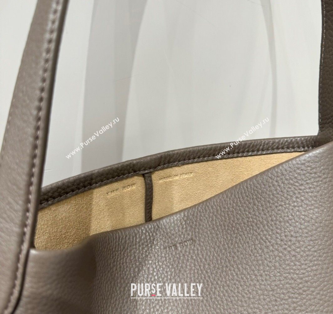The Row Small N/S Park Tote Bag in Grained Leather Elephant Grey 2025 0802 (YY-250802052)