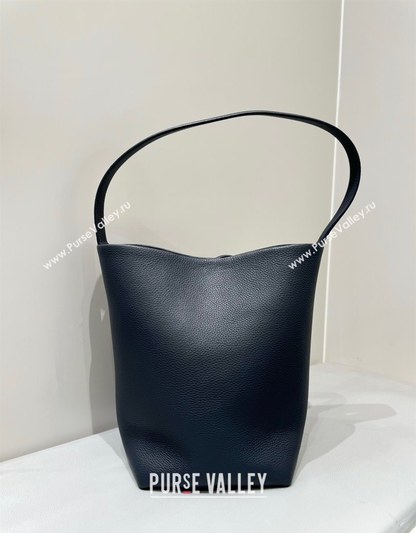 The Row Medium N/S Park Tote Bag in Grained Leather Marine Blue 2025 0802 (YY-250802053)