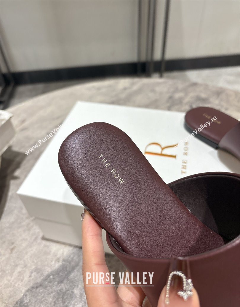 The Row Signum Flat Thong Slides Sandal in Calfskin Dark Burgundy 2025 TR082704 (HQG-250827033)