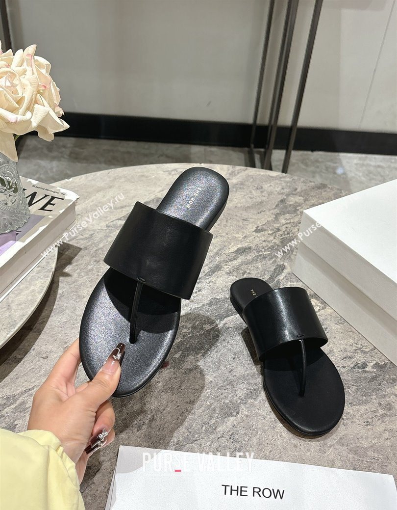 The Row Signum Flat Thong Slides Sandal in Calfskin Black 2025 TR082704 (HQG-250827034)