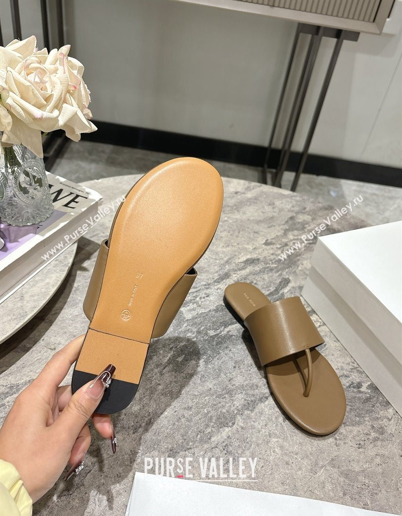 The Row Signum Flat Thong Slides Sandal in Calfskin Khaki 2025 TR082704 (HQG-250827035)