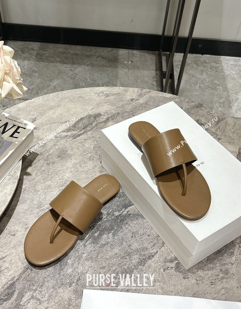 The Row Signum Flat Thong Slides Sandal in Calfskin Khaki 2025 TR082704 (HQG-250827035)