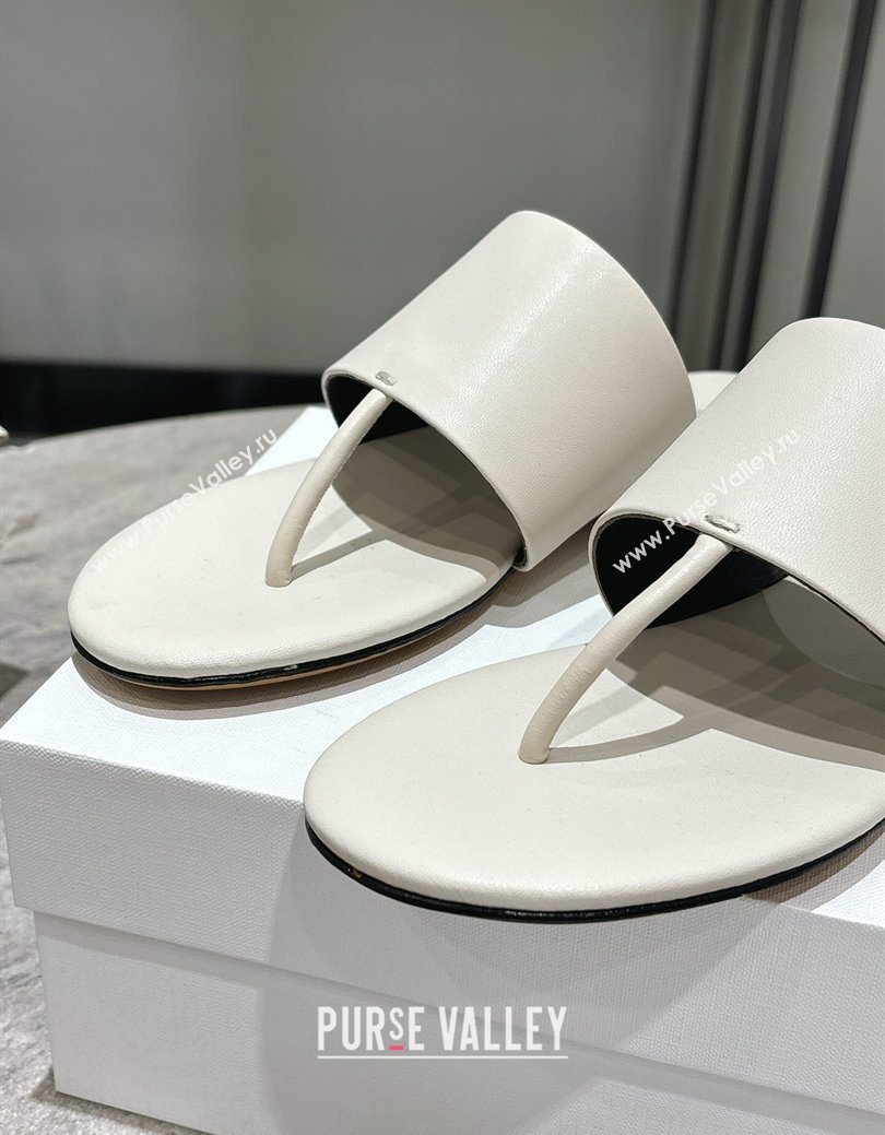 The Row Signum Flat Thong Slides Sandal in Calfskin White 2025 TR082704 (HQG-250827036)