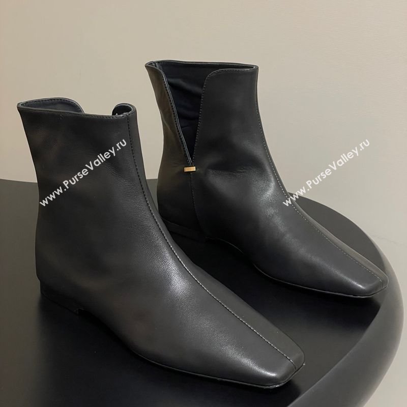 The Row Lambskin Flat Ankle Boots Black 2025 TR082701 (MD-250827025)