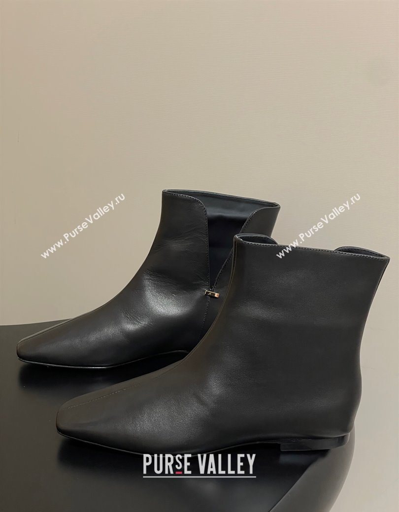 The Row Lambskin Flat Ankle Boots Black 2025 TR082701 (MD-250827025)
