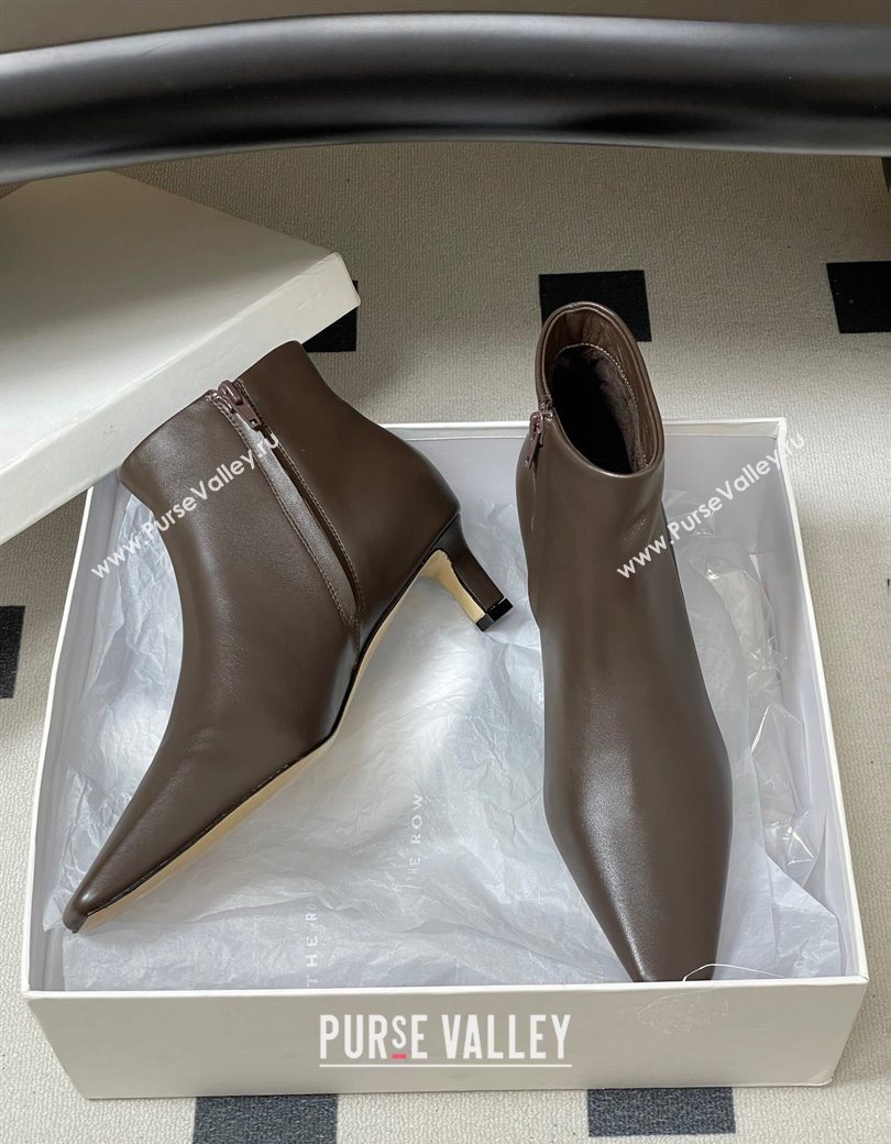 The Row Carla Leather Heel Ankle Boots 4cm Dark Brown 2025 TR120811 (MD-251208104)