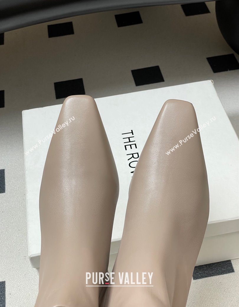 The Row Carla Leather Heel Ankle Boots 4cm Powder Grey 2025 TR120811 (MD-251208105)