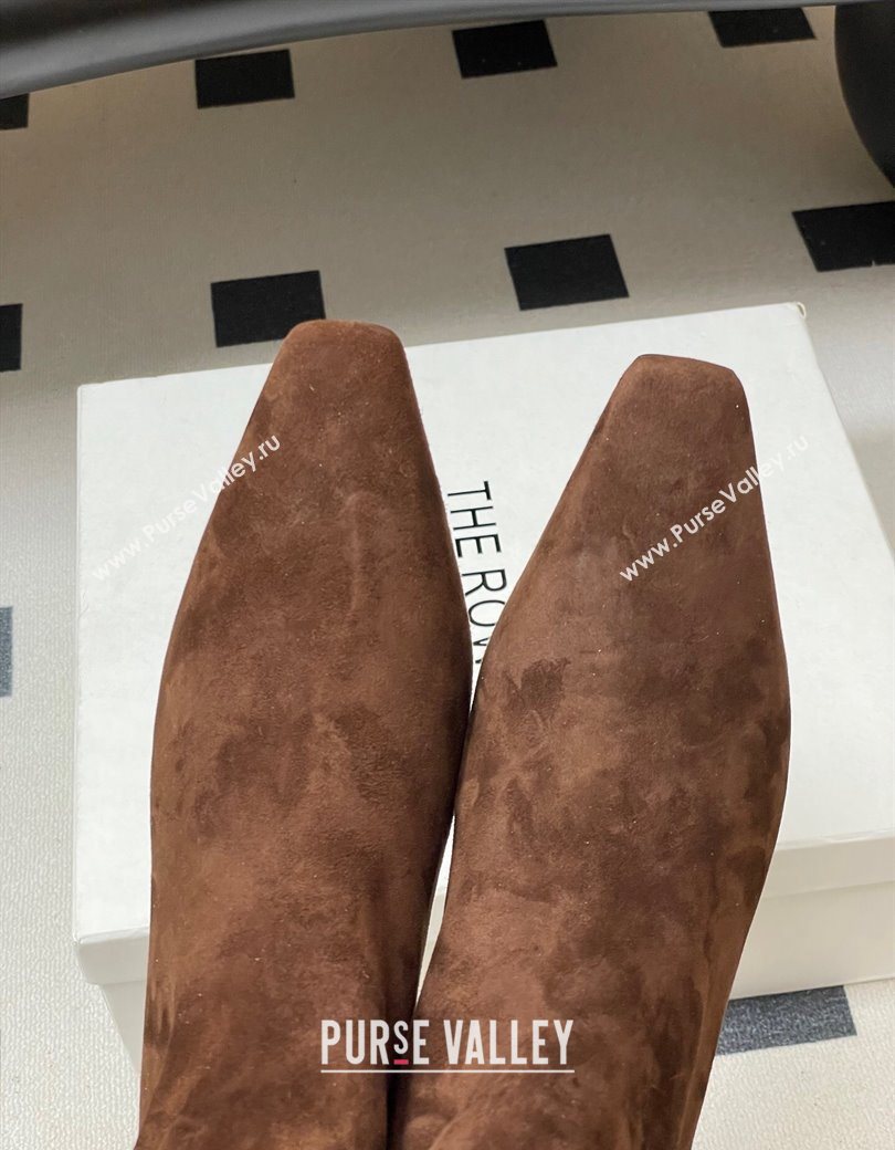The Row Carla Suede Heel Ankle Boots 4cm Dark Brown 2025 TR120811 (MD-251208109)