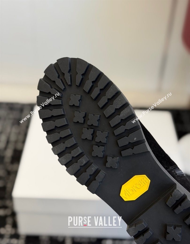 The Row Suede Flat Ankle Boots Black 2025 TR120809 (KL-251208099)