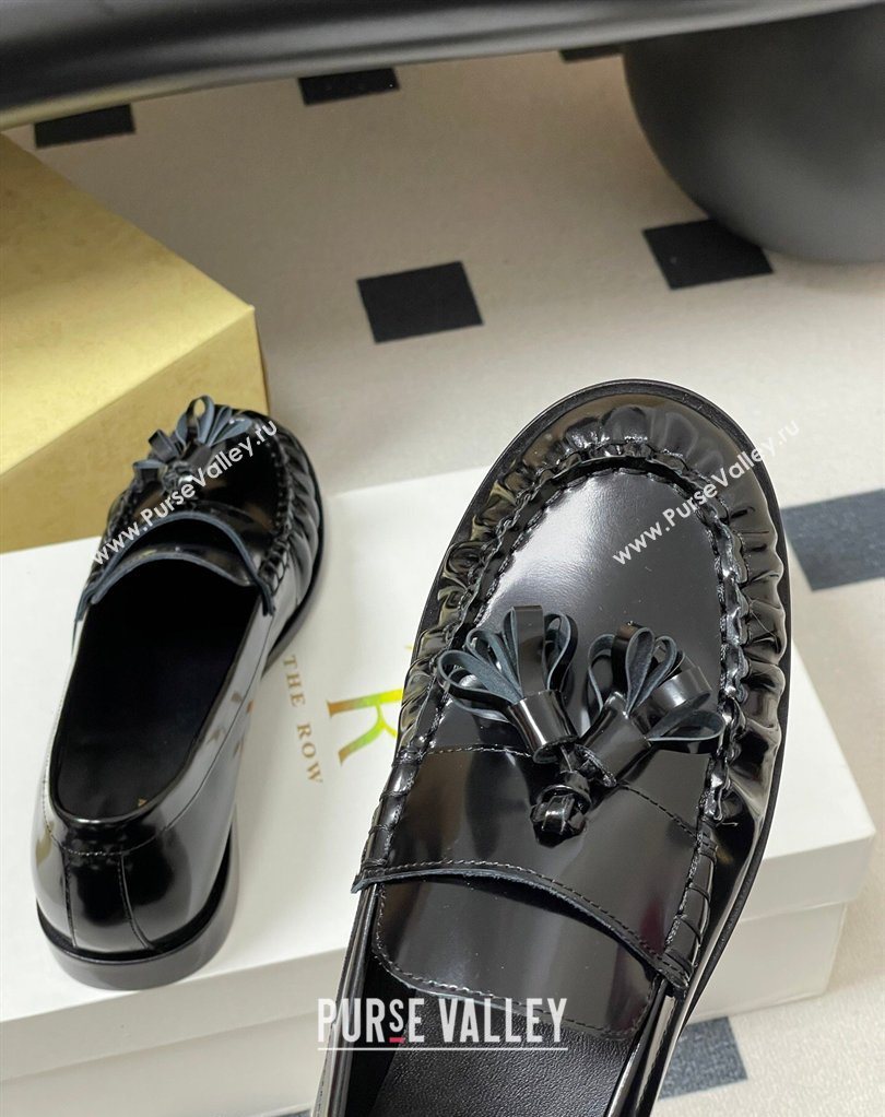 The Row Flat Loafers with Charm in Shiny Leather Black 2026 TR022403 (MD-260224087)