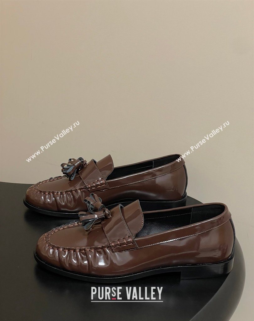 The Row Flat Loafers with Charm in Shiny Leather Brown 2026 TR022403 (MD-260224088)