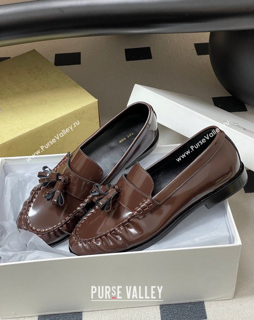 The Row Flat Loafers with Charm in Shiny Leather Brown 2026 TR022403 (MD-260224088)