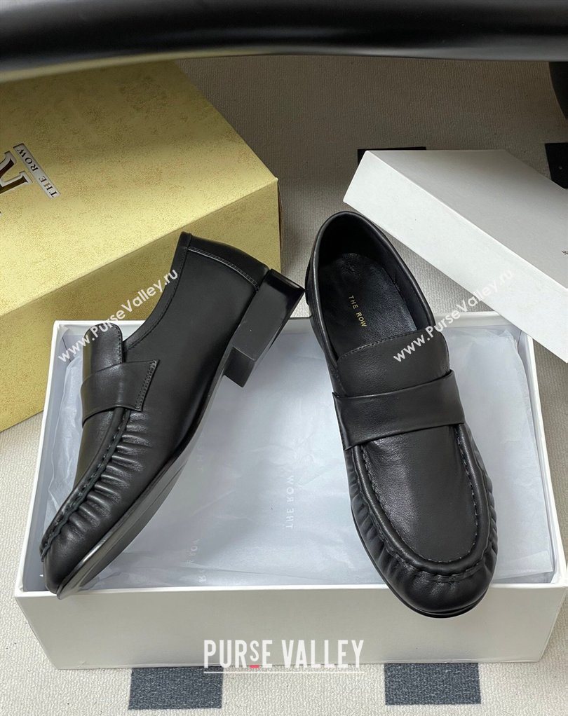 The Row Loafers in Calfskin Leather Black 2026 TR022402 (MD-260224073)