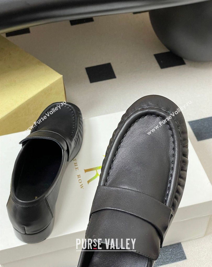 The Row Loafers in Calfskin Leather Black 2026 TR022402 (MD-260224073)