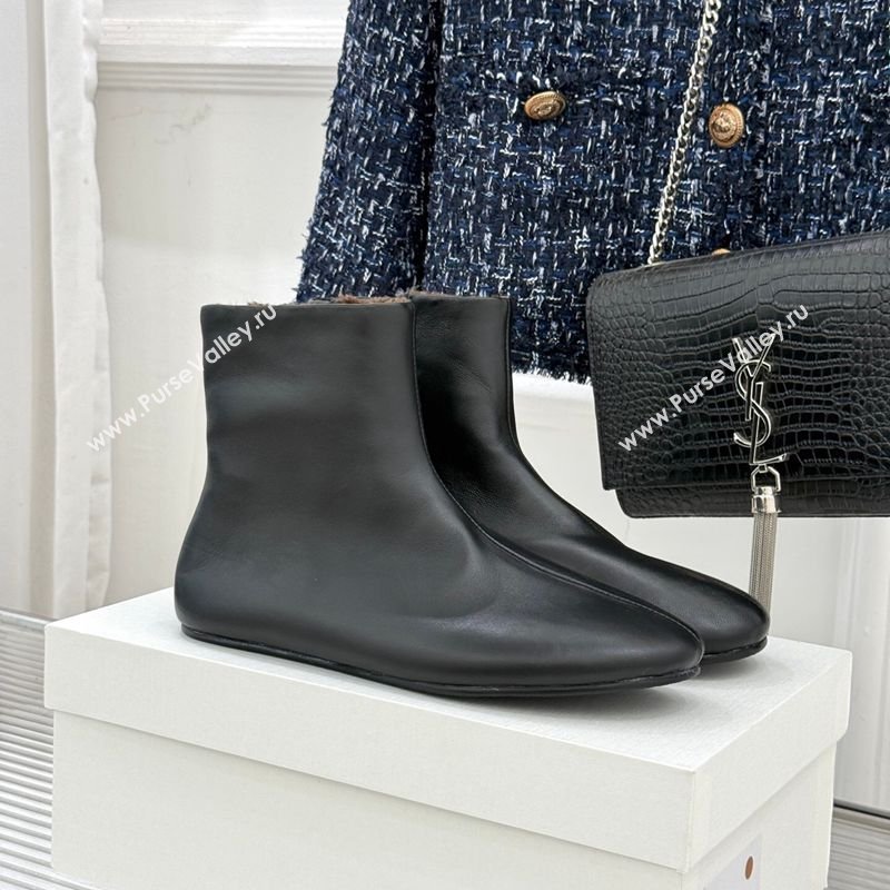 The Row Leather Flat Ankle Boots Black 2026 TR022404 (MD-260224090)