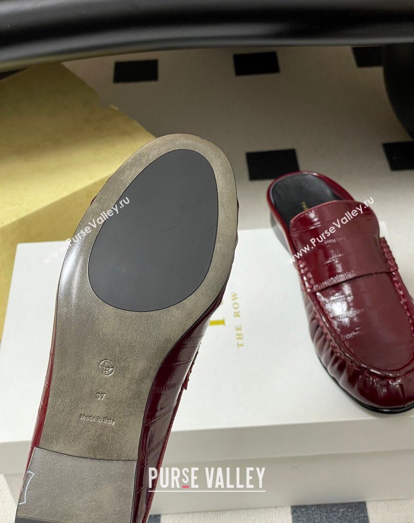 The Row Flat Mules in Eel Embossed Leather Red 2026 TR022402 (MD-260224083)