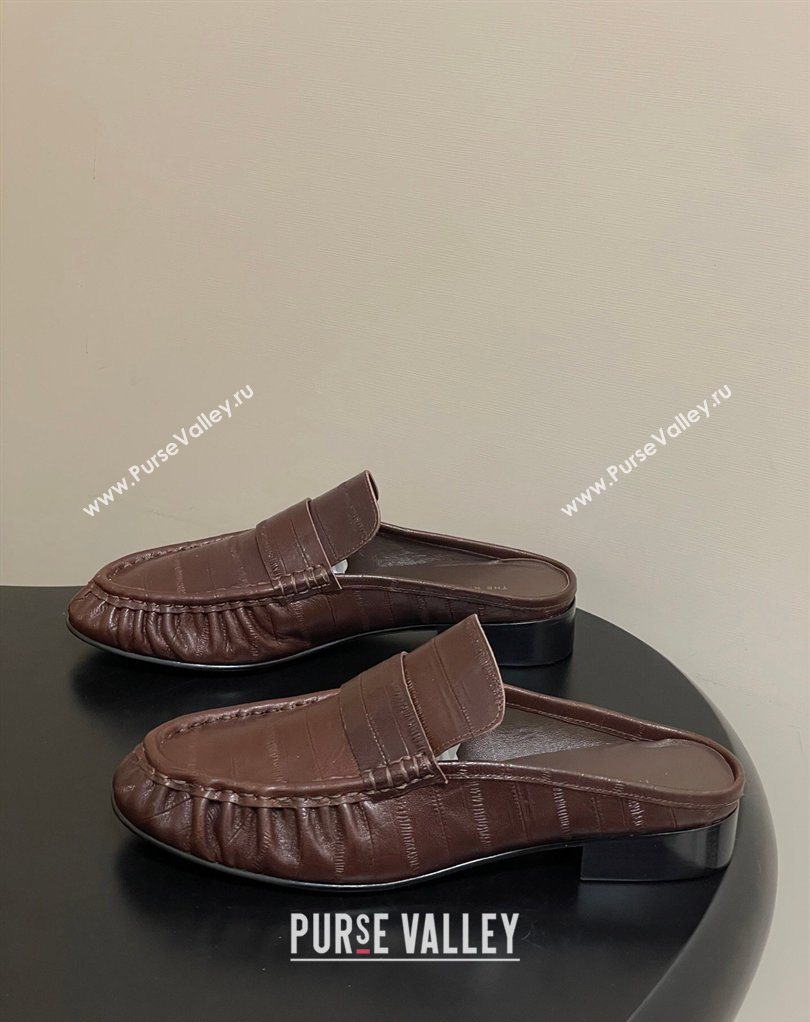 The Row Flat Mules in Eel Embossed Leather Brown 2026 TR022402 (MD-260224085)