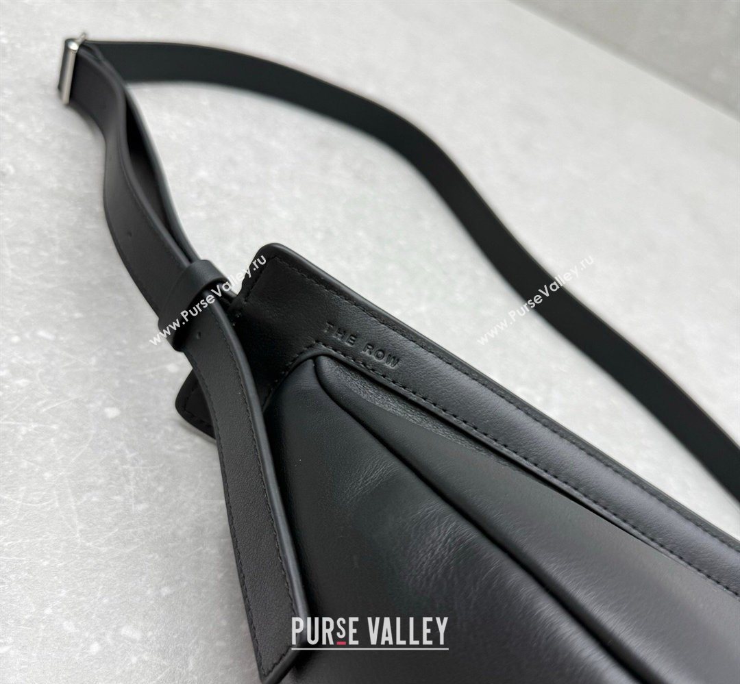 The Row Banana Crossbody Bag in Smooth Leather Black 2026 1871 (ningm-260410061)