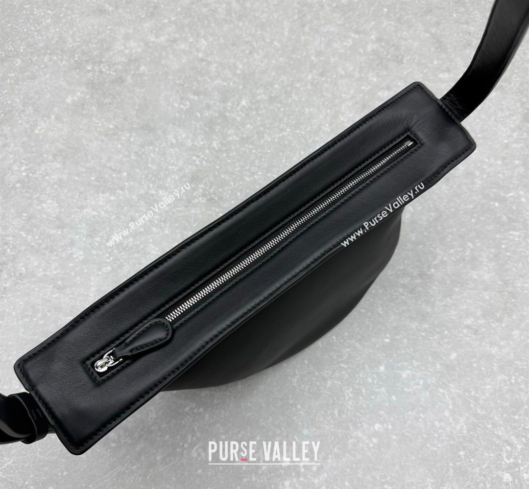 The Row Banana Crossbody Bag in Smooth Leather Black 2026 1871 (ningm-260410061)