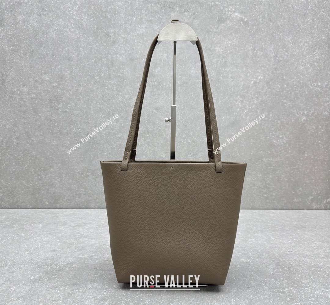 The Row Park Tote Three Bag in Grained Leather Smoked Taupe 2026 1719 (ningm-260410065)