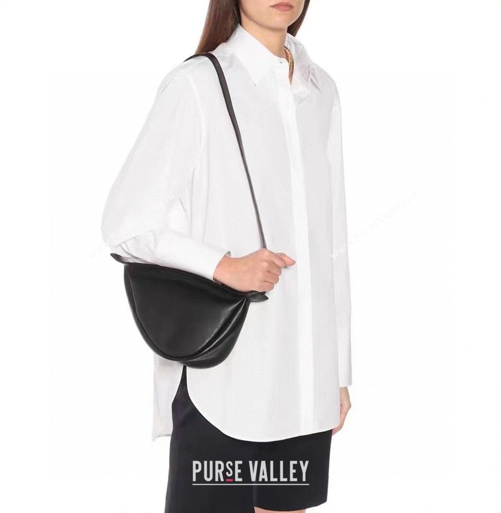 The Row Banana Crossbody Bag in Grained Leather Chocolate 2026 1871 (ningm-260410060)