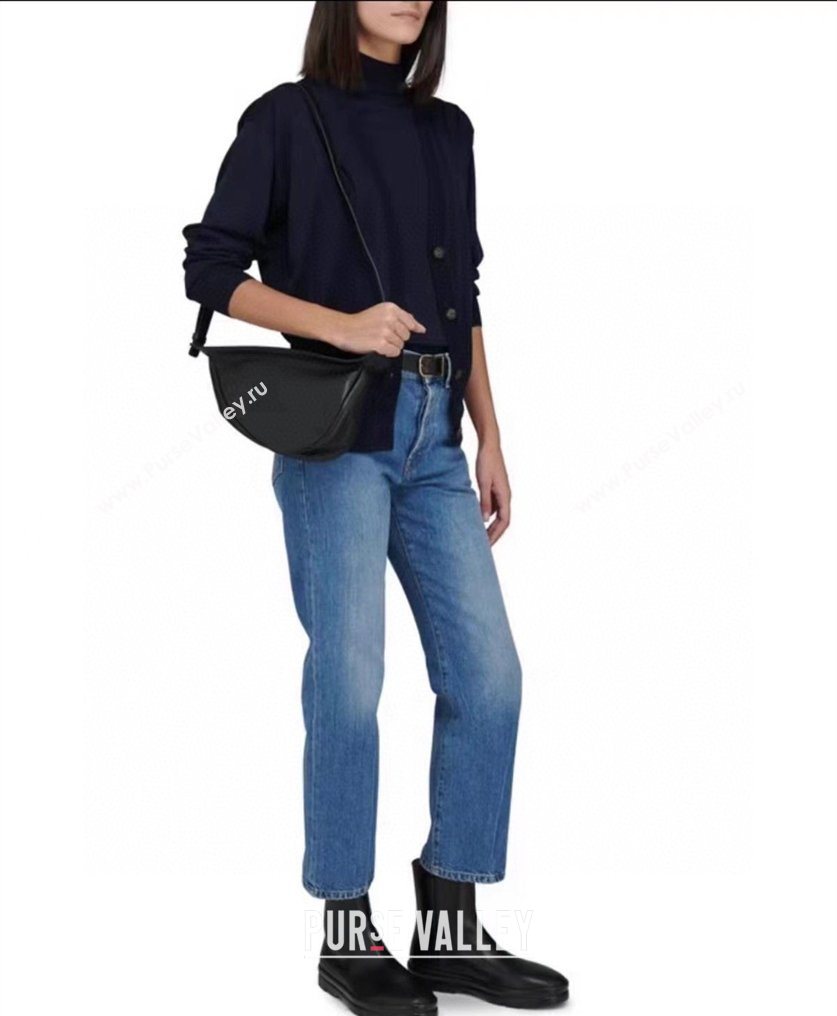 The Row Banana Crossbody Bag in Grained Leather Chocolate 2026 1871 (ningm-260410060)