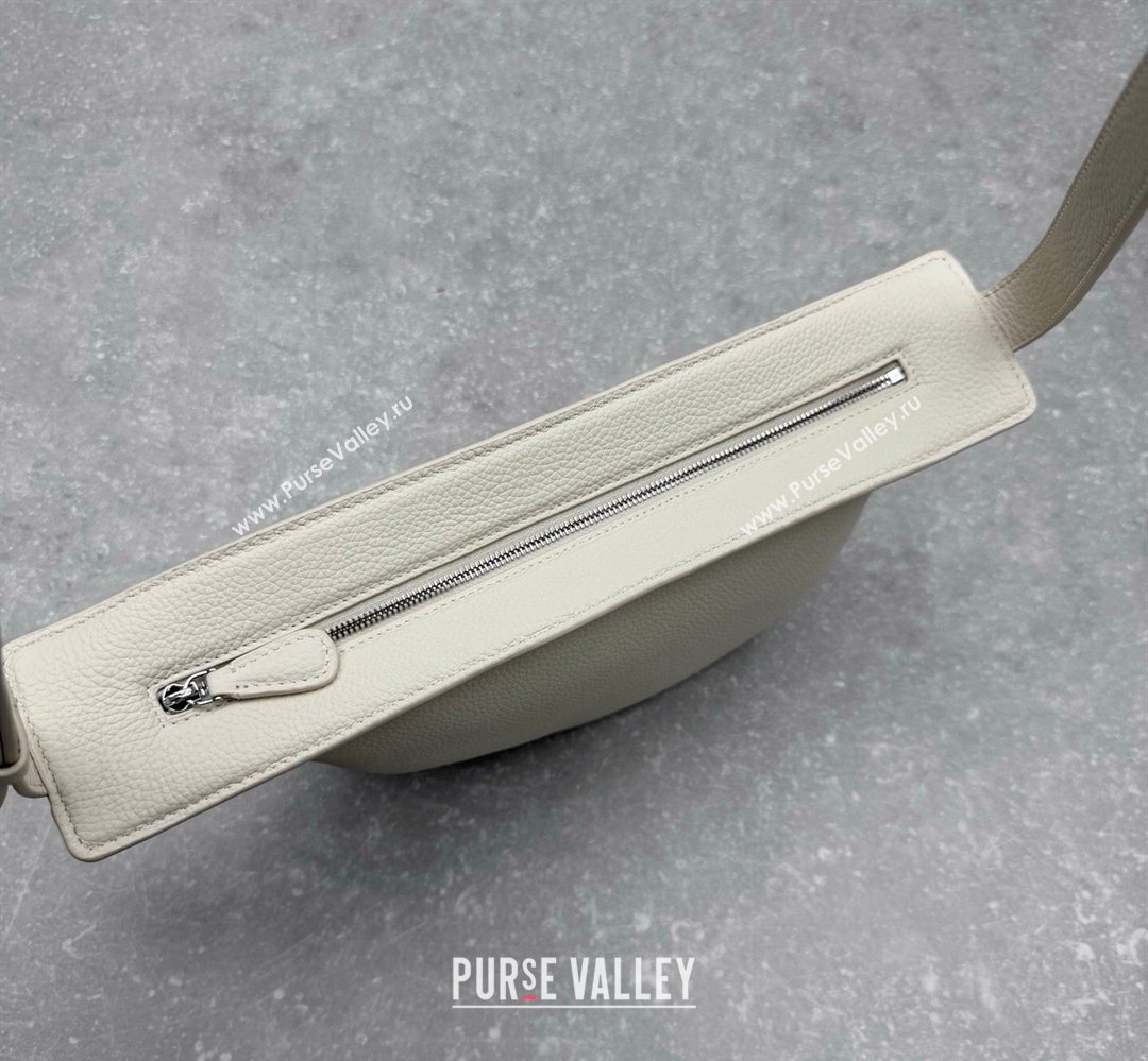 The Row Banana Crossbody Bag in Grained Leather White 2026 1871 (ningm-260410059)