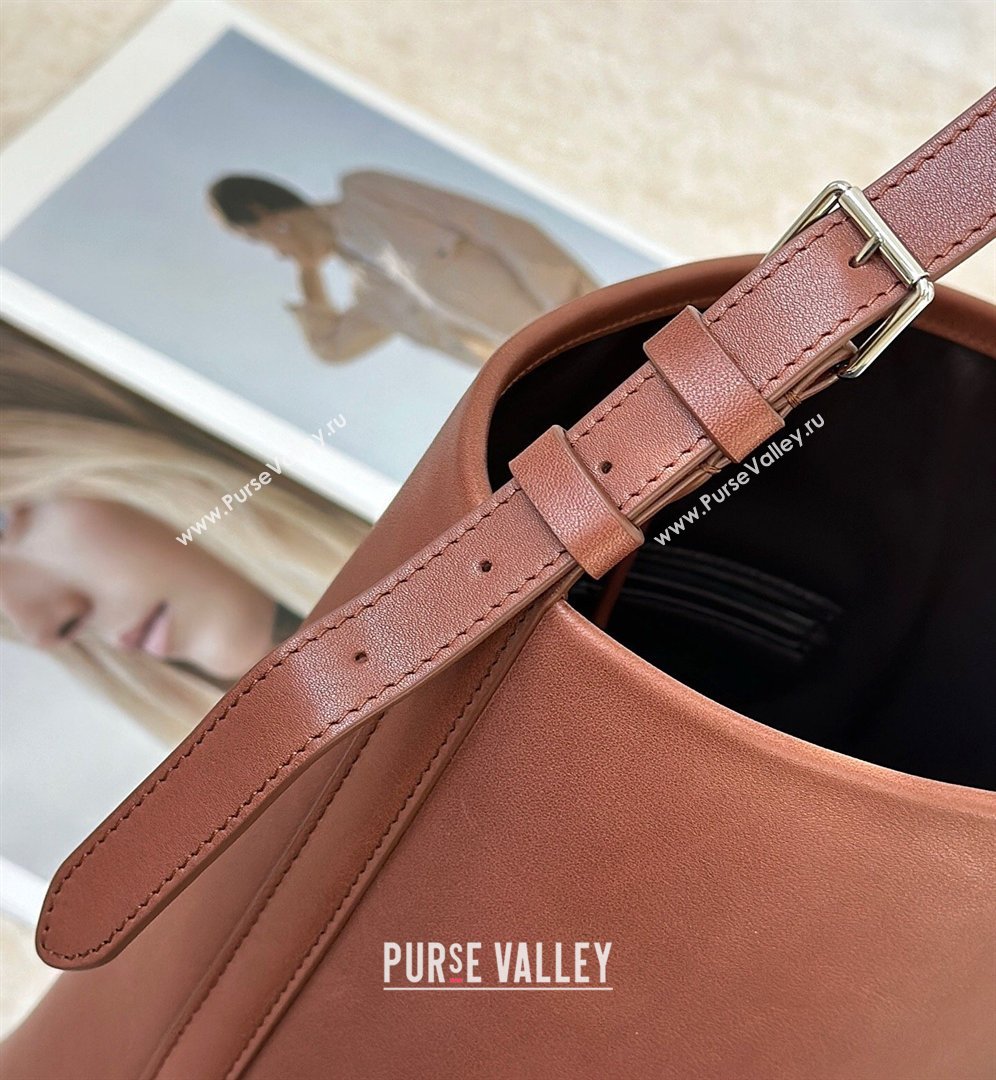 The Row Park Bucket Bag in Masoni Leather Red Brown 2026 8860 (CL-260410046)