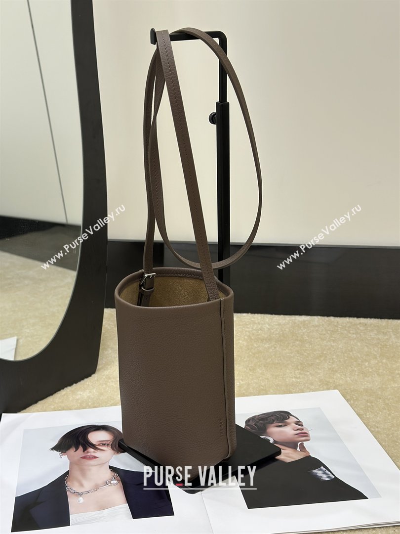 The Row N/S Park Crossbody Bag in Bonaudo Grained Leather Smoked Taupe 2026 8859 (CL-260410052)
