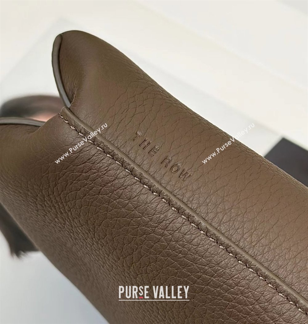The Row N/S Park Crossbody Bag in Bonaudo Grained Leather Smoked Taupe 2026 8859 (CL-260410052)