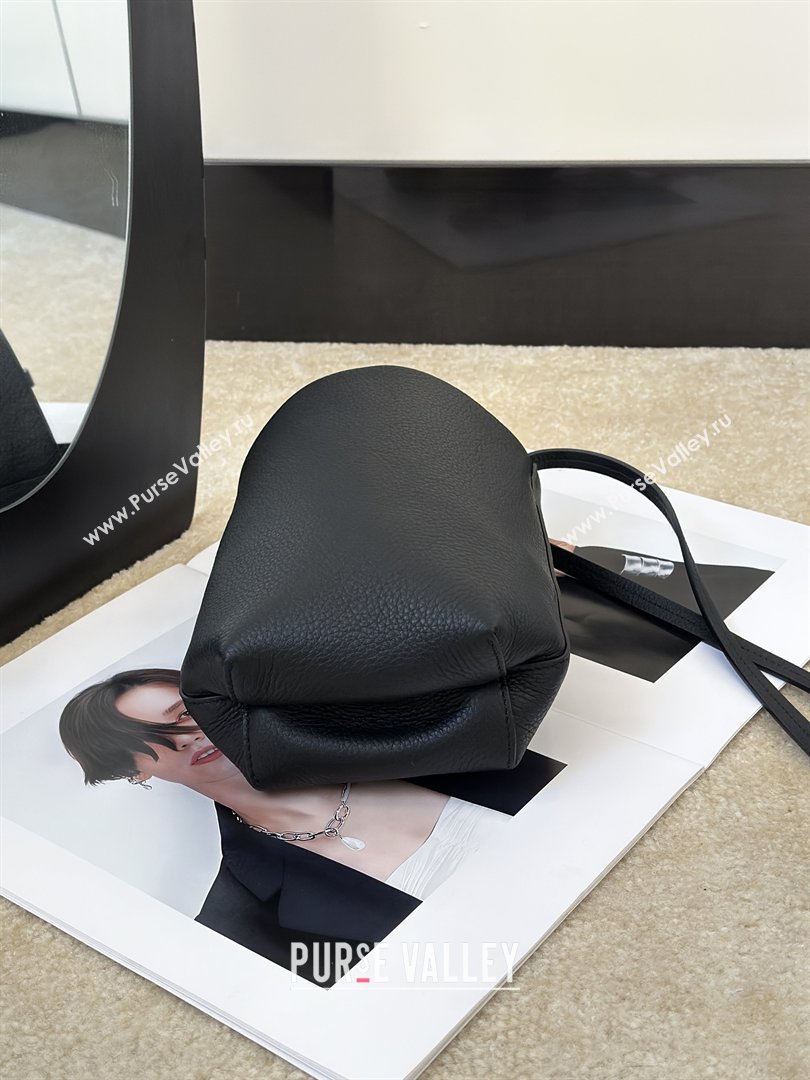 The Row N/S Park Crossbody Bag in Bonaudo Grained Leather Black 2026 8859 (CL-260410053)