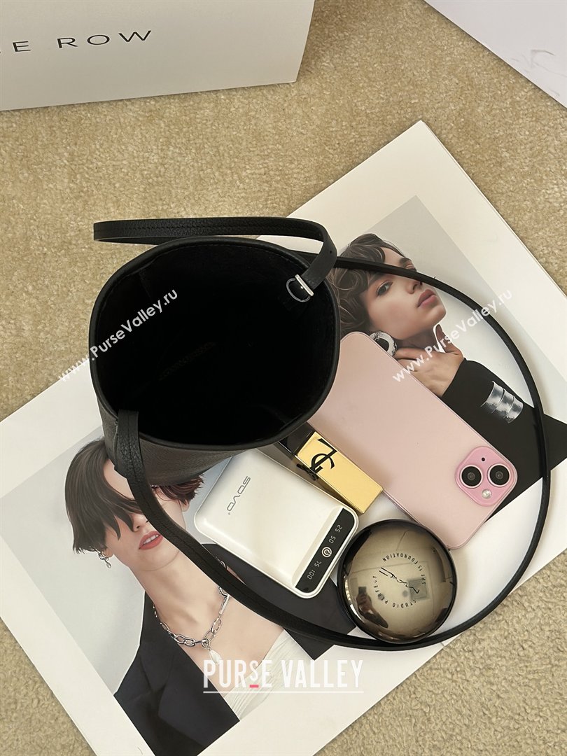 The Row N/S Park Crossbody Bag in Bonaudo Grained Leather Black 2026 8859 (CL-260410053)