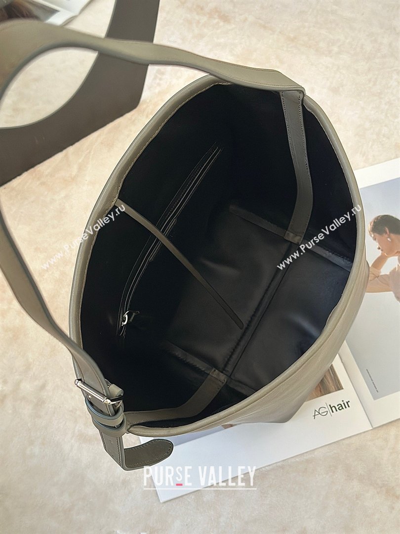 The Row Park Bucket Bag in Masoni Leather Grey 2026 8860 (CL-260410048)