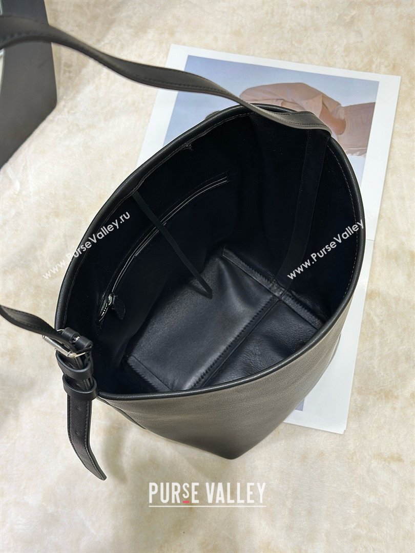 The Row Park Bucket Bag in Masoni Leather Black 2026 8860 (CL-260410050)