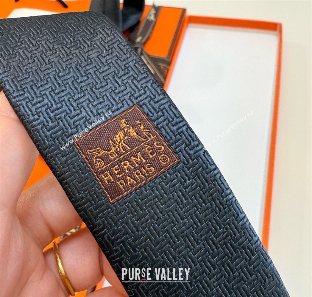 Hermes Unie Fer a Cheval Silk Tie Dark Grey 2025 HS091033 (XMN-250910104)