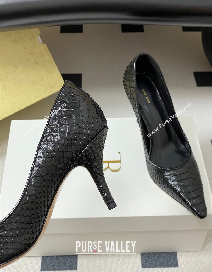 The Row Liisa Two Pumps 8.5cm in Embossed Leather Black 2025 TR120813 (MD-251208124)