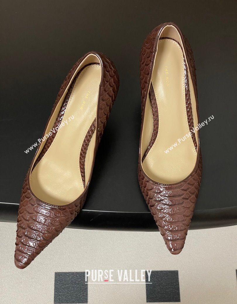 The Row Liisa Two Pumps 8.5cm in Embossed Leather Brown 2025 TR120813 (MD-251208127)
