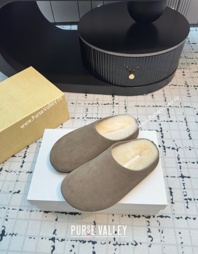 The Row Hudson Flat Mules in Suede and Wool Grey 2025 1208 (MD-251208129)