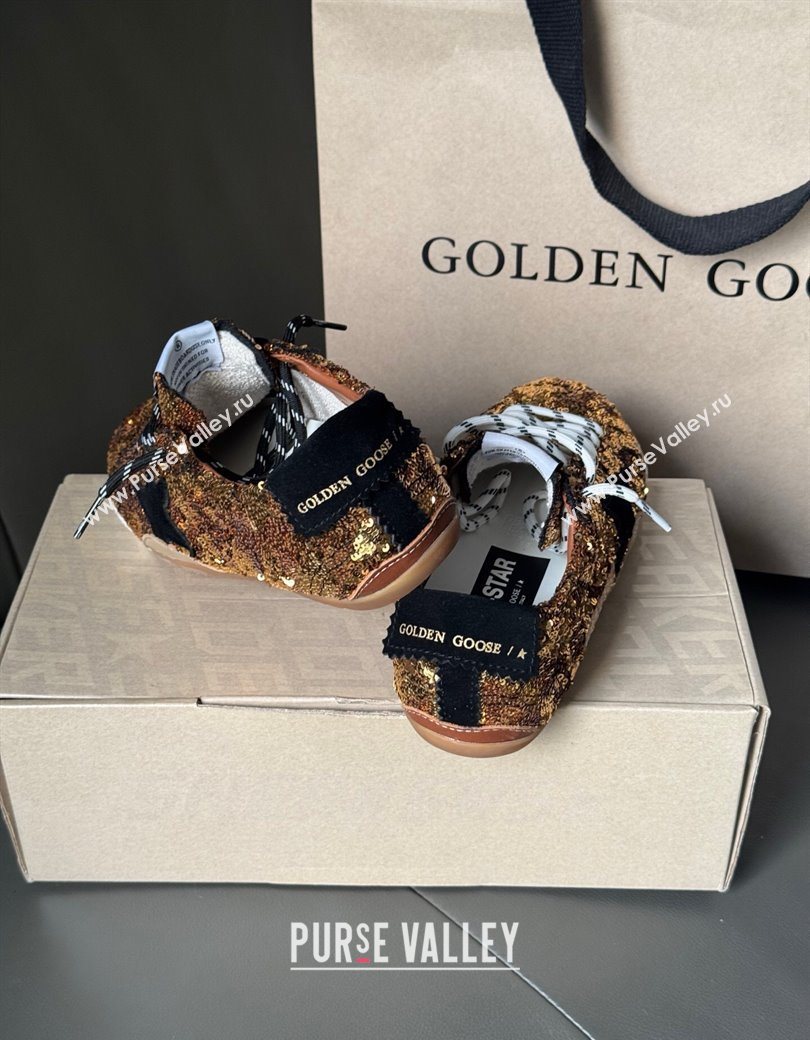 Golden Goose Womens True-Star in gold sequins with black suede star and heel tab 2025 0902 (13-250902106)