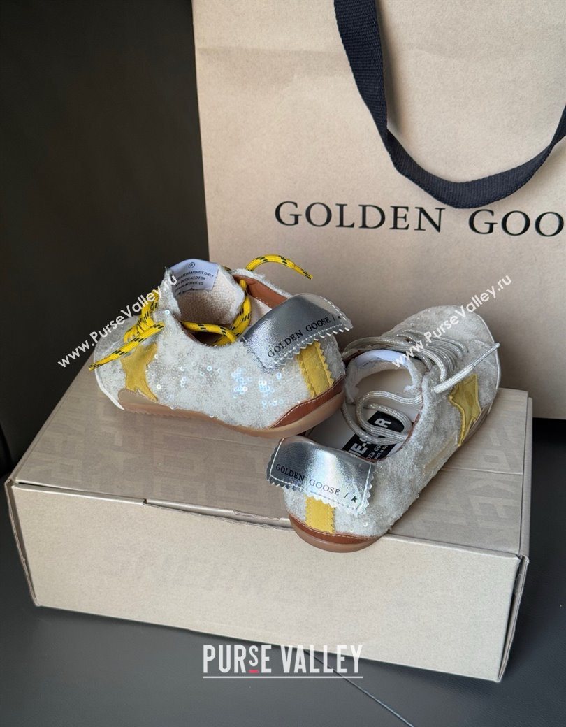 Golden Goose Womens True-Star in white sequins with yellow star and silver leather heel tab 2025 0902 (13-250902107)