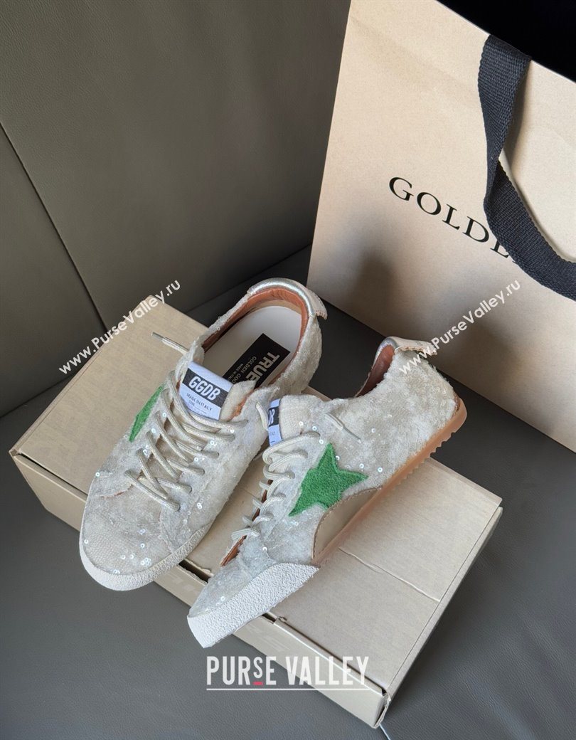 Golden Goose Womens True-Star in white sequins with green star and silver leather heel tab 2025 0902 (13-250902109)