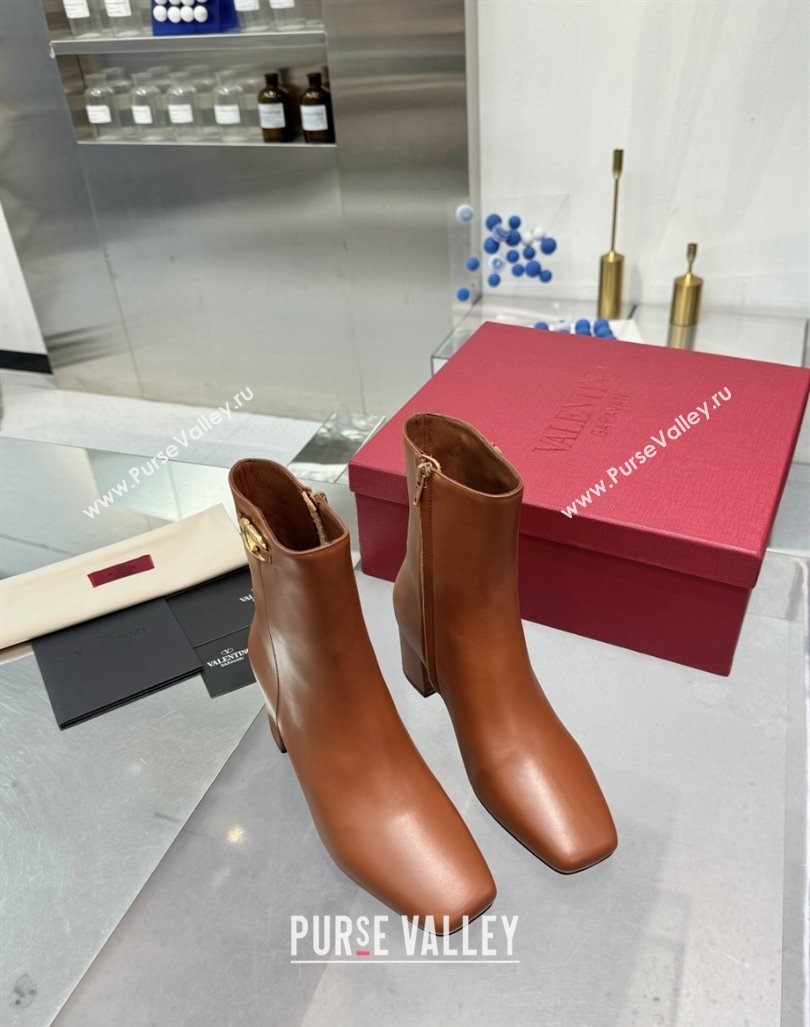 Valentino VLogo The Bold Edition Calfskin Ankle Boots 6cm Heel Brown 2024 (XL-241009001)