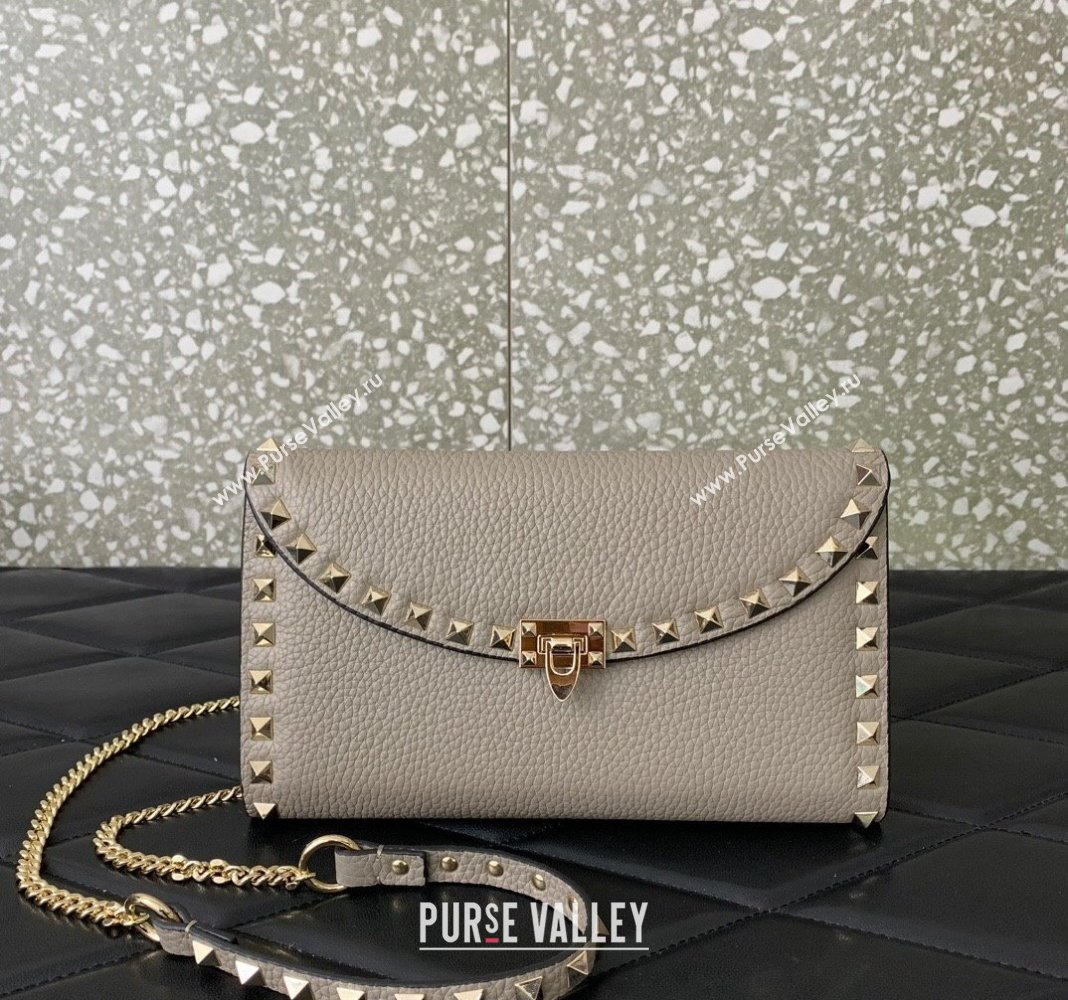 Valentino Rockstud Wallet with Chain in Grainy Calfskin Grey 2024 059 (LN-240220063)