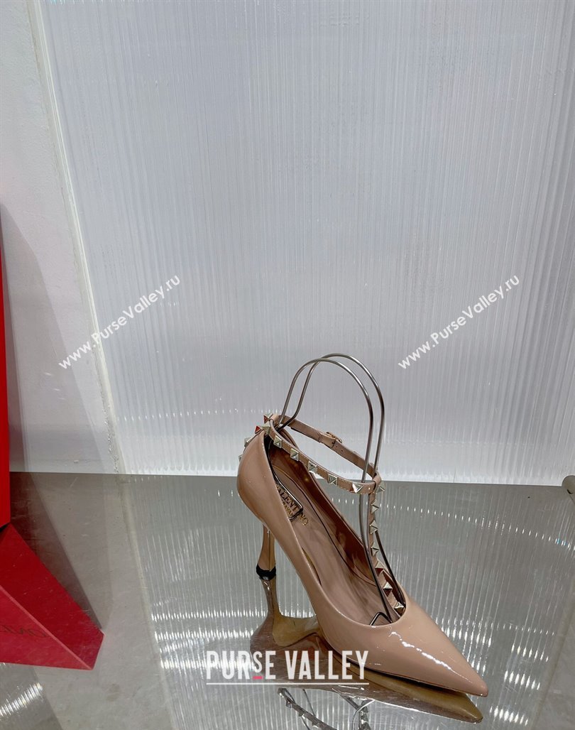 Valentino Roman Stud Pumps 10cm with Ankle Strap in Patent Leather Nude 2024 0227 (ZN-240227034)