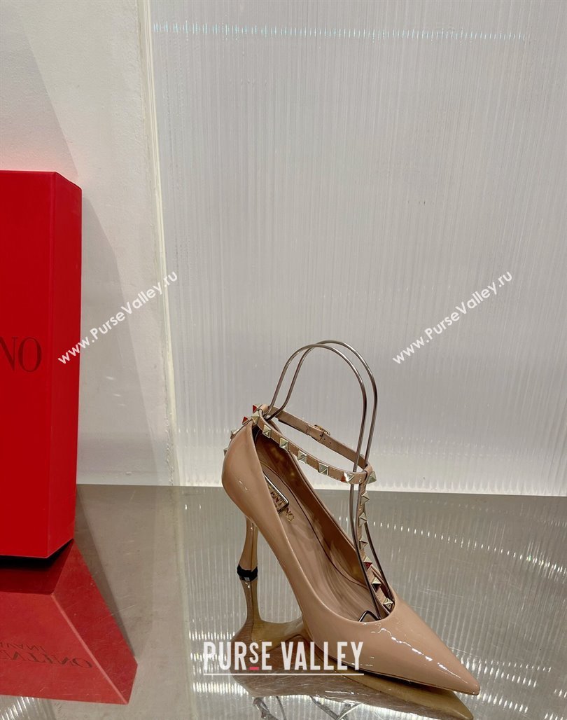 Valentino Roman Stud Pumps 10cm with Ankle Strap in Patent Leather Nude 2024 0227 (ZN-240227034)