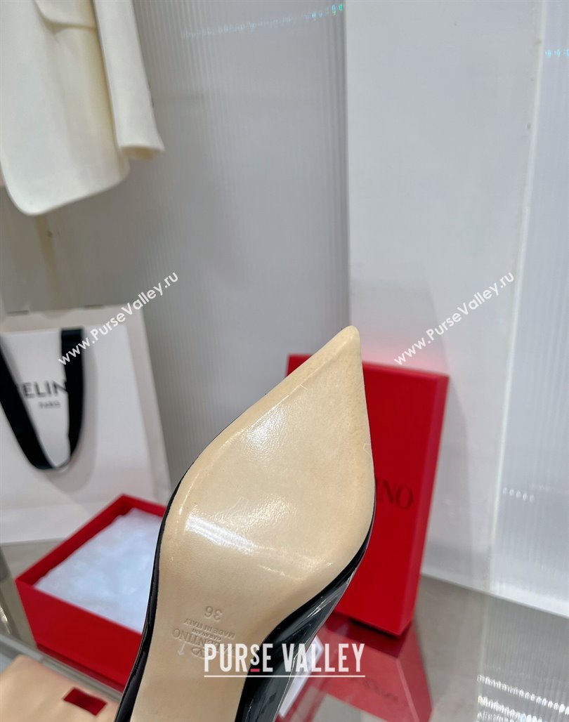 Valentino Roman Stud Pumps 10cm with Ankle Strap in Patent Leather Black 2024 0227 (ZN-240227035)
