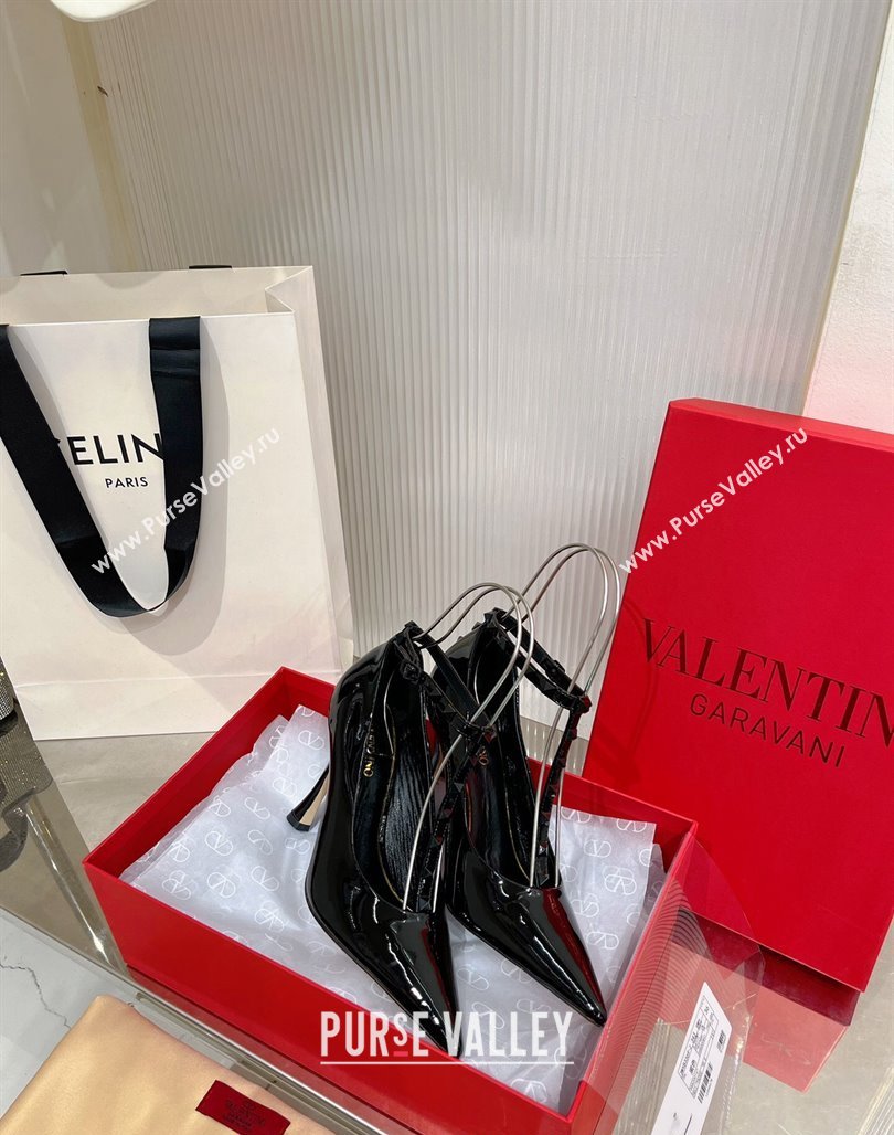 Valentino Roman Stud Pumps 10cm with Ankle Strap in Patent Leather Black 2024 0227 (ZN-240227035)