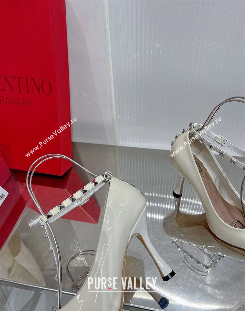 Valentino Roman Stud Pumps 10cm with Ankle Strap in Patent Leather White 2024 0227 (ZN-240227036)