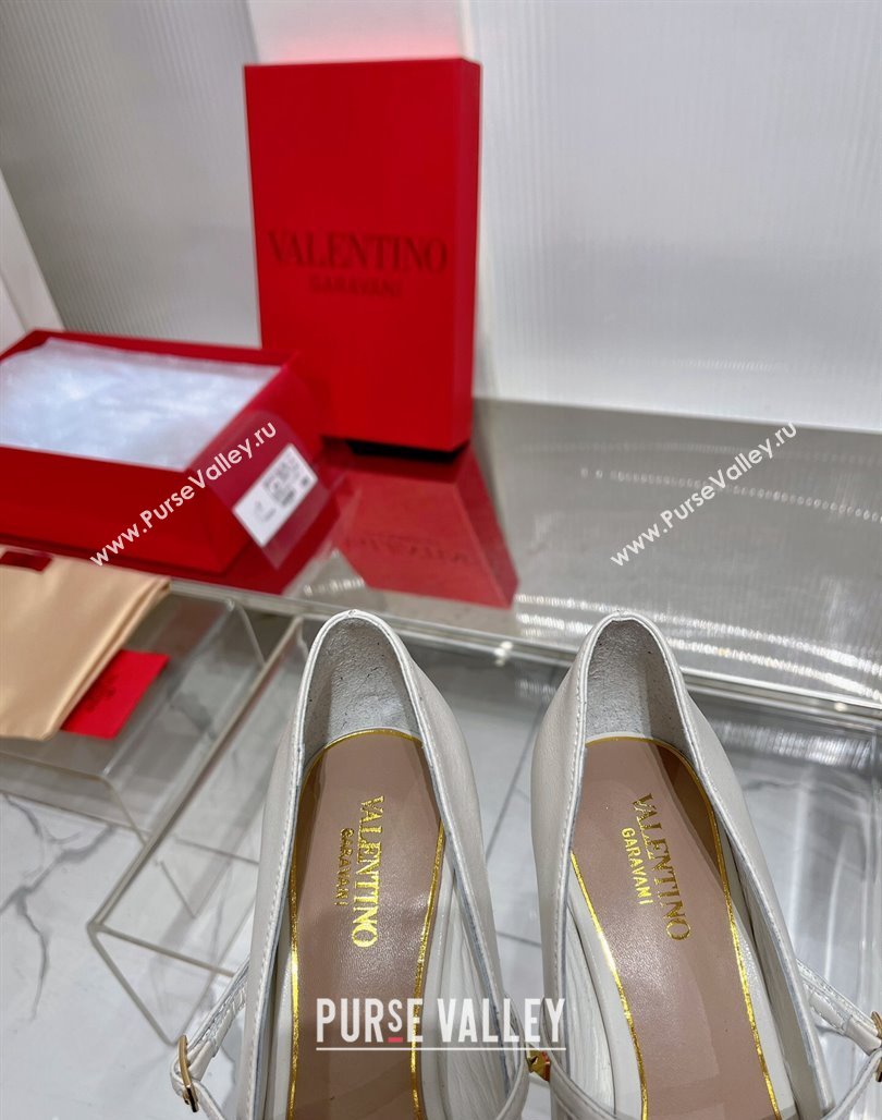 Valentino Roman Stud Mary Janes Pumps 9.5cm in Calfskin White 2024 (ZN-240227066)
