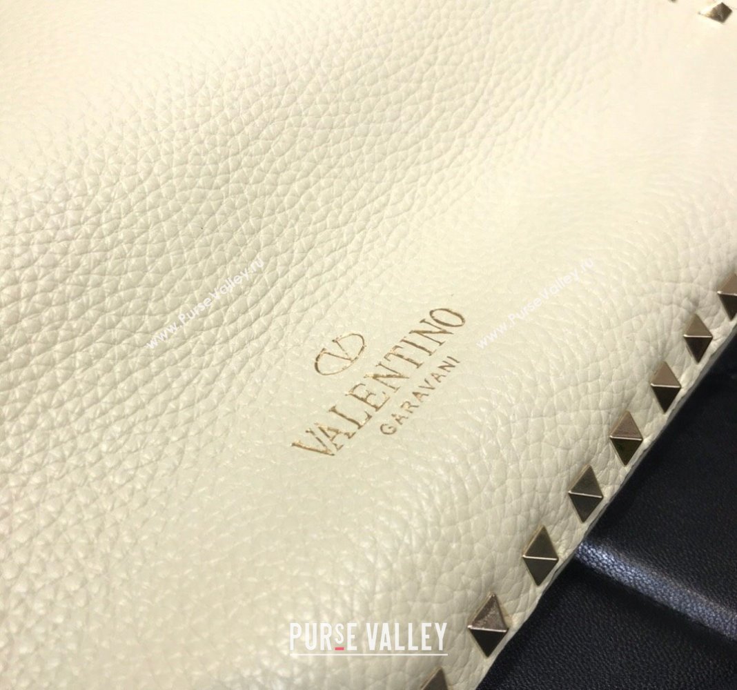 Valentino Rockstud Grainy Calfskin Reversible Tote Bag White/Brown 2024 0077 (LN-240313026)